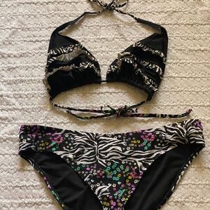 Black Zebra Like Flowered Designed XL Bikini
